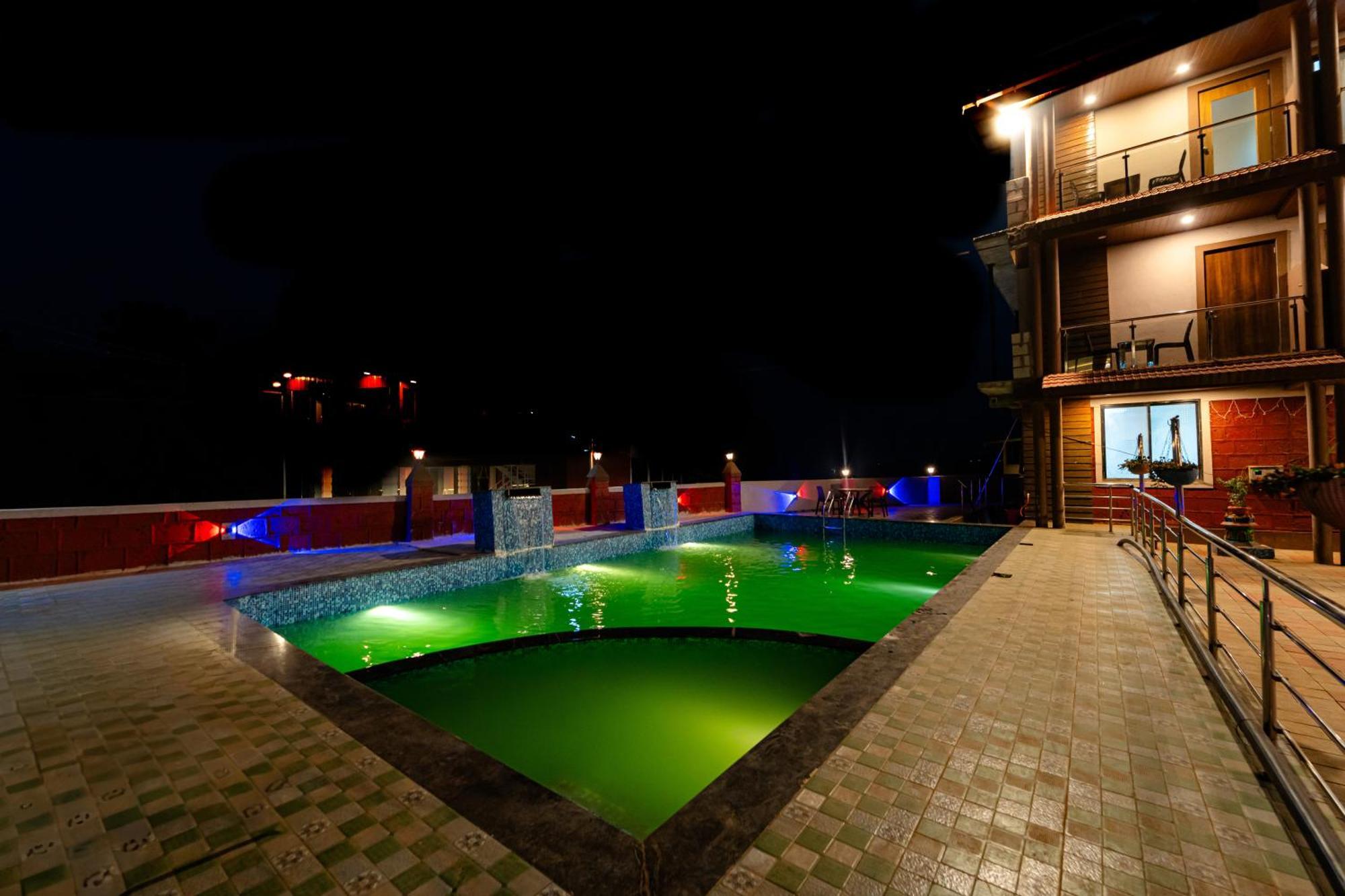 Seven Days Resort And Spa Mahābaleshwar Extérieur photo